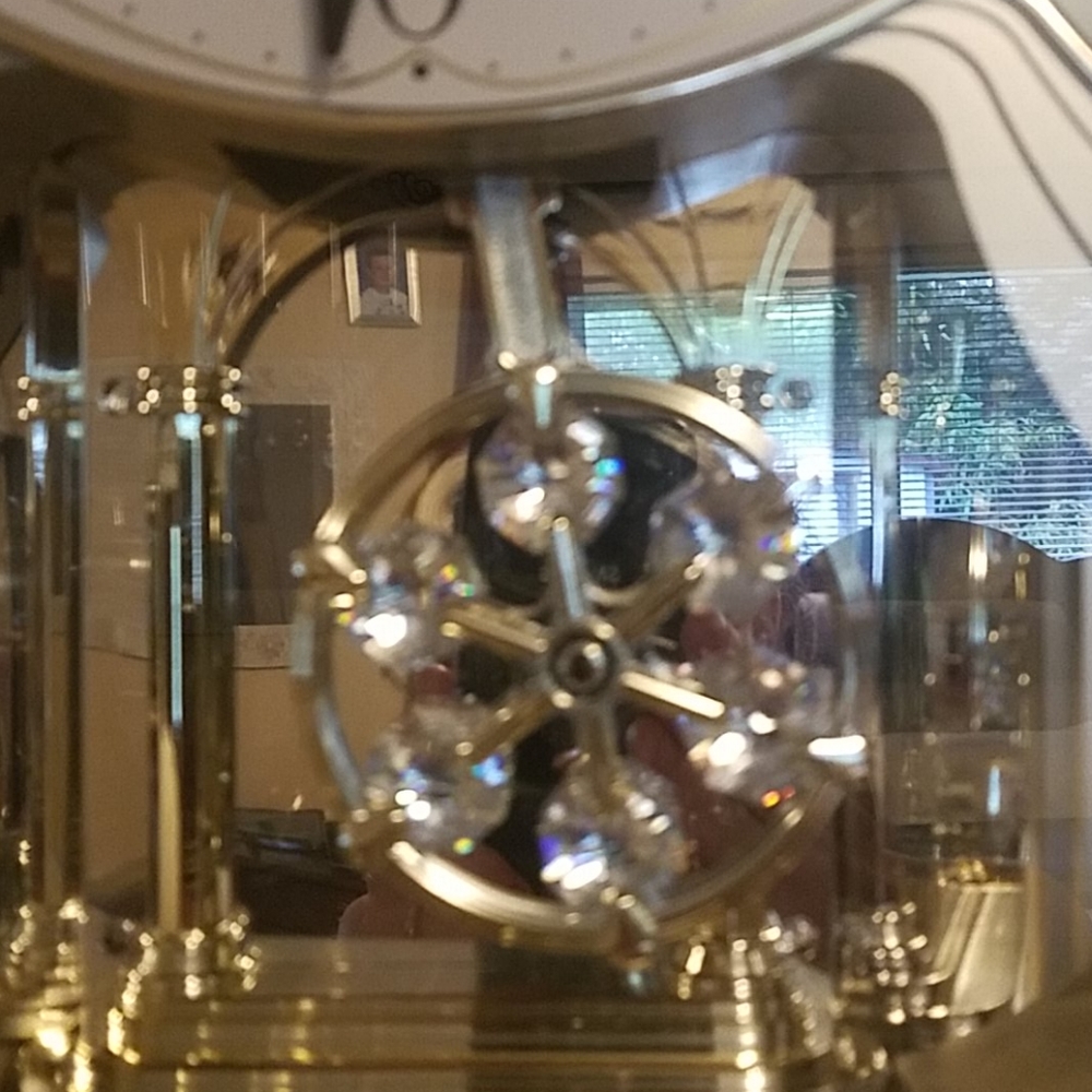 Hand crafted clock - Picture 3 of 4